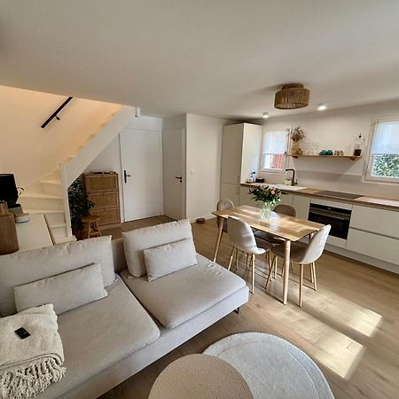 Bastidon Paisible Dans Residence Avec Piscine Fréjus 外观 照片